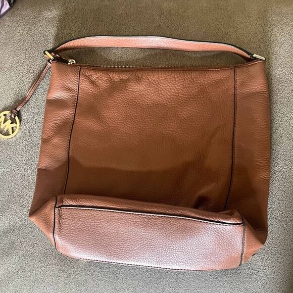 Michael Kors Handbag - Picture 7 of 9